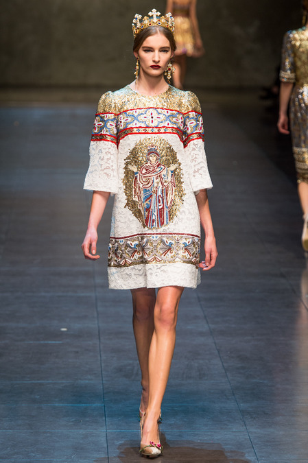 RUNWAY: Dolce and Gabbana Fall 2013 RTW collection