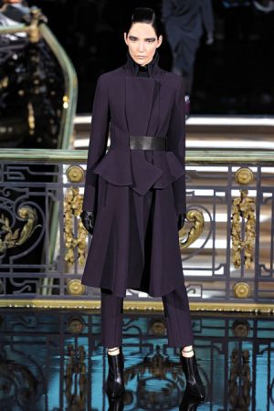 Runway: John Galliano Fall 2013 RTW collection