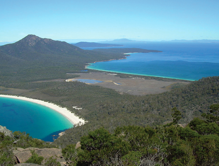 Luscious takes a trip: Visiting Hobart, Australia, in style