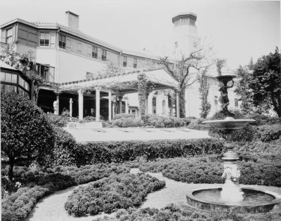 Gatsby style: Mansions of the Gilded Age including Newport, Rhode ...