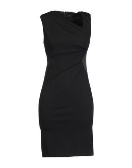 SHOPPING: The LBD – Little black dress