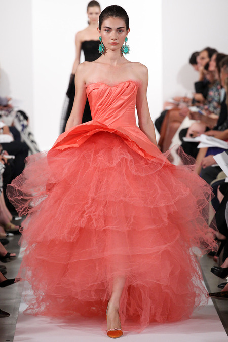 RUNWAY: Oscar de la Renta Spring 2014 RTW Collection