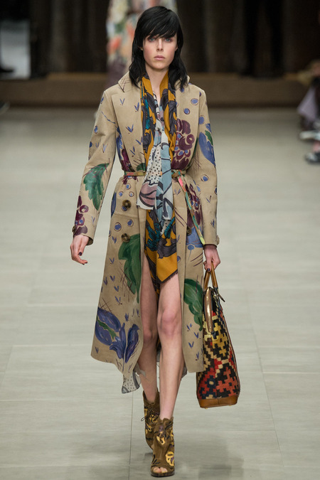 RUNWAY: Burberry Prorsum Fall 2014 RTW Collection