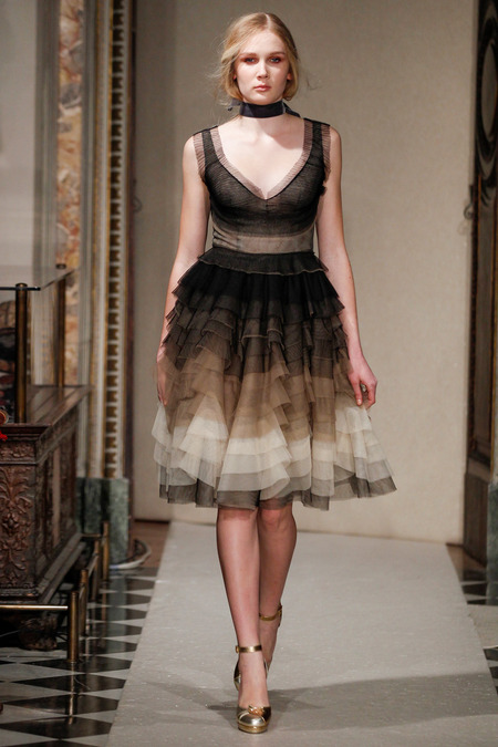 RUNWAY: Luisa Beccaria Fall 2014 RTW Collection