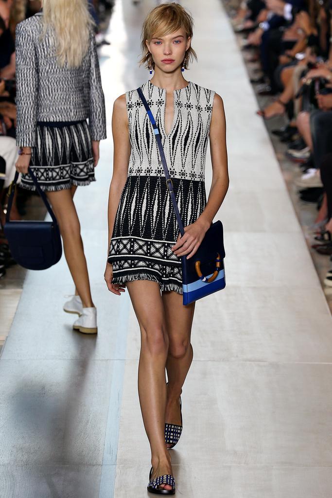 RUNWAY: Tory Burch Spring 2015 RTW Collection