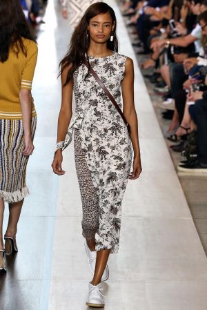 RUNWAY: Tory Burch Spring 2015 RTW Collection