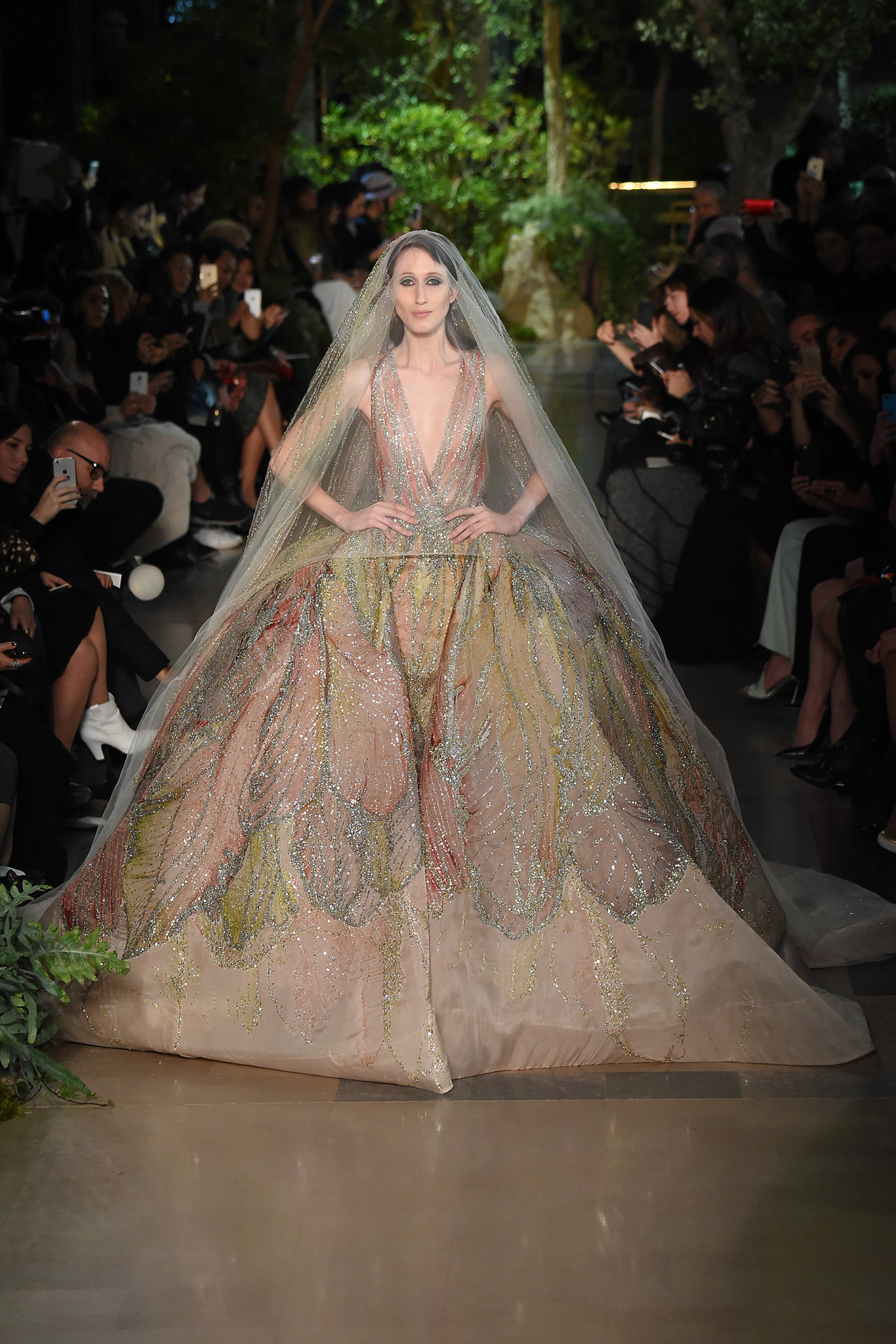 RUNWAY: Elie Saab Spring 2015 Couture Collection