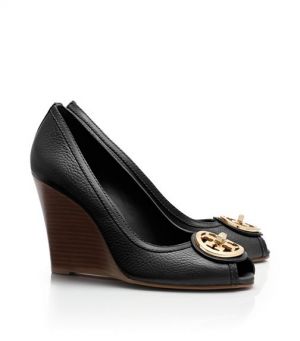 Foot fetish: Tory Burch shoes